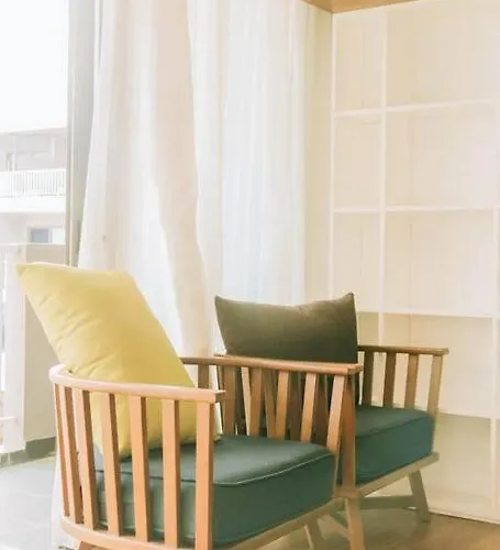 Charming 8 * Hạ Long